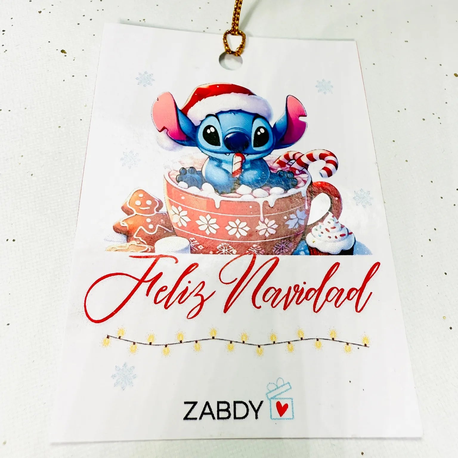 Mini Tarjeta Navideña Stitch en Taza – “Feliz Navidad”