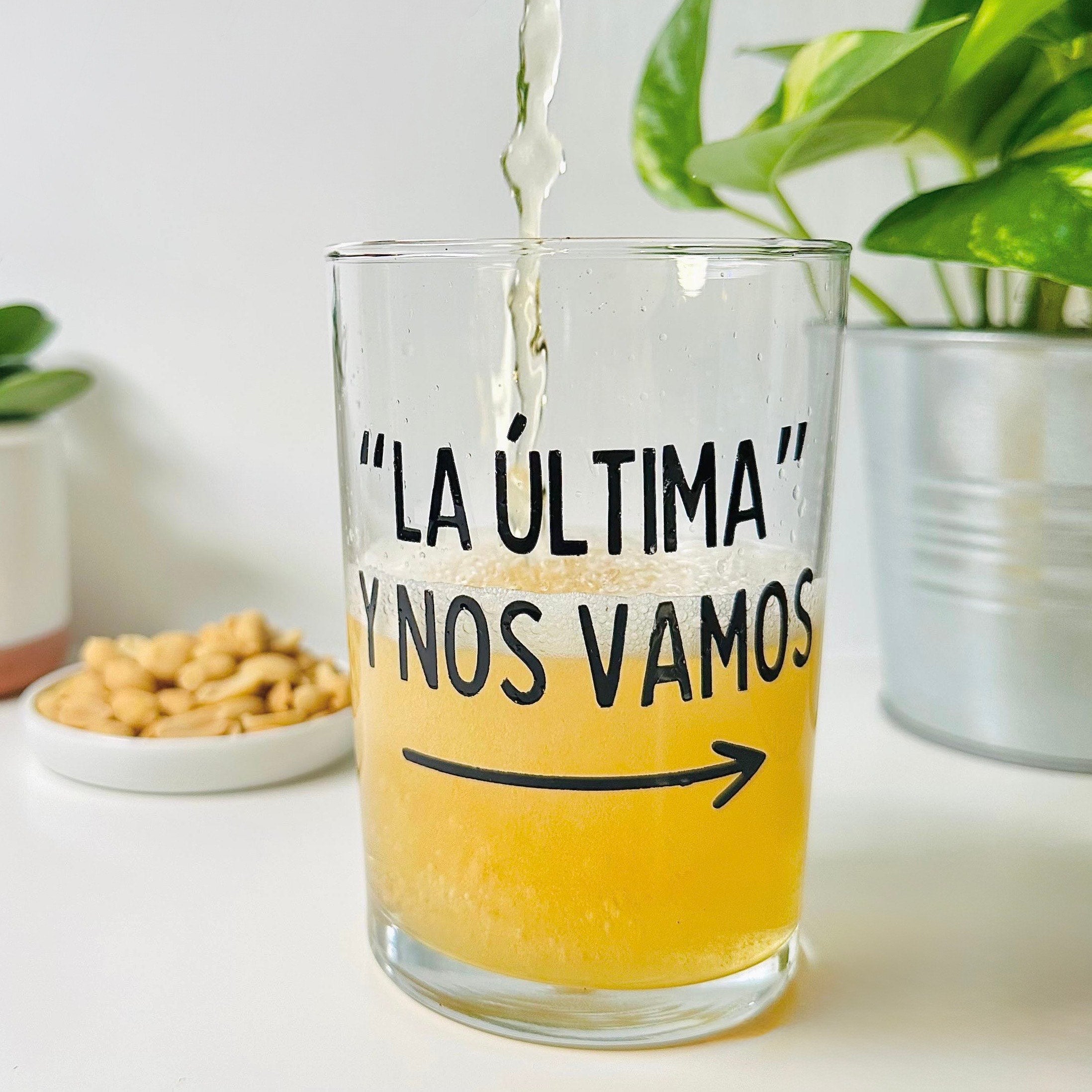 Vaso De Sidra La Última Y Nos Vamos