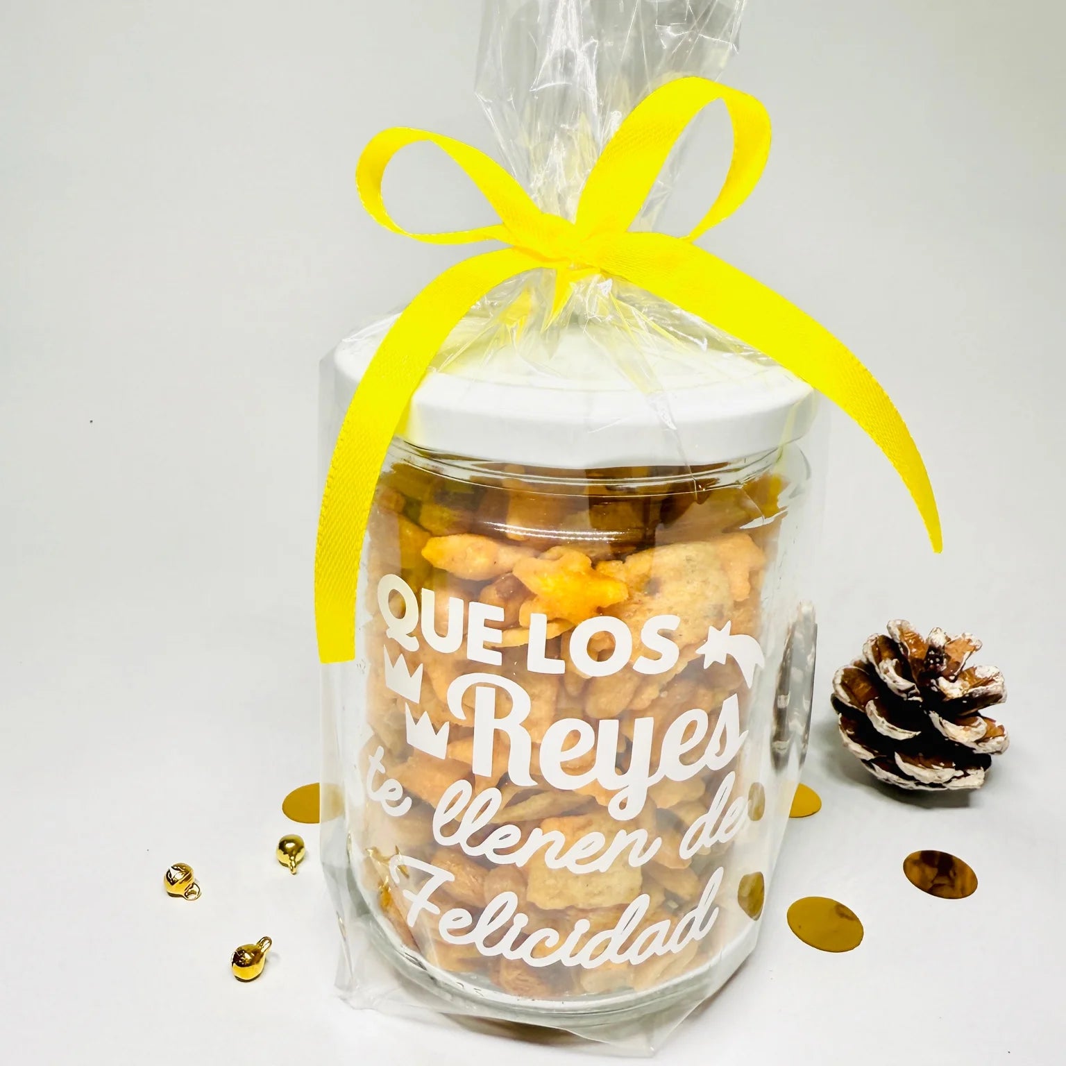Bote de Frutos Secos “Que los Reyes te llenen de Felicidad”