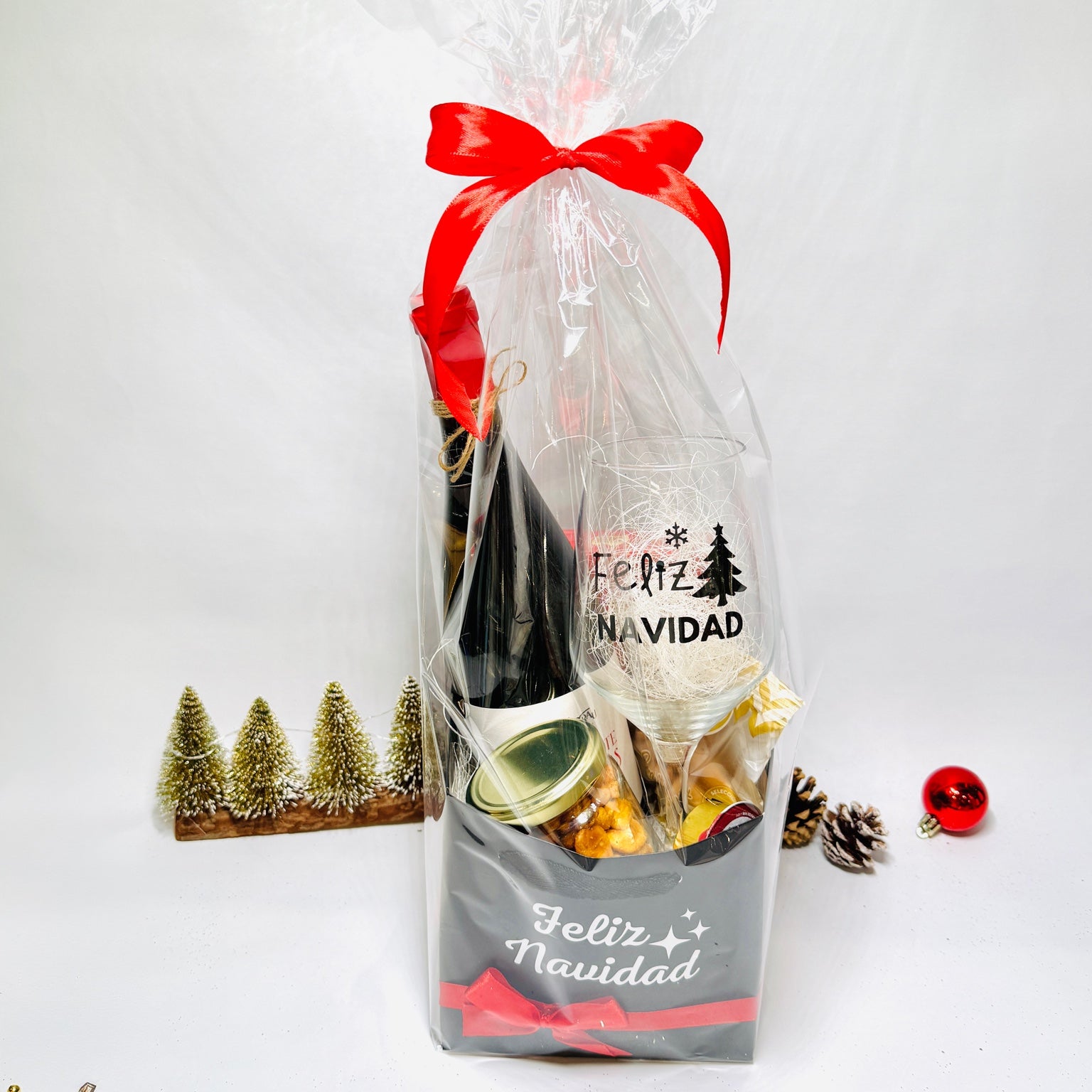 Set Navideño Premium con Vino y Copa Personalizada