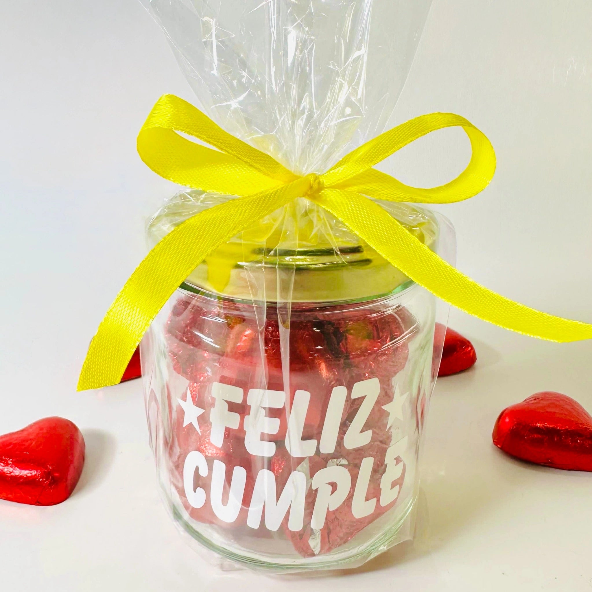 Bote De Corazones De Chocolate Feliz Cumple